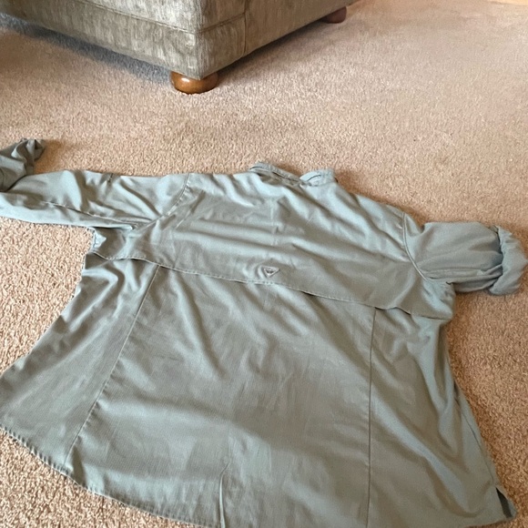 Columbia PFG Omni Shade - Dusty Sage Button Down - Picture 7 of 10